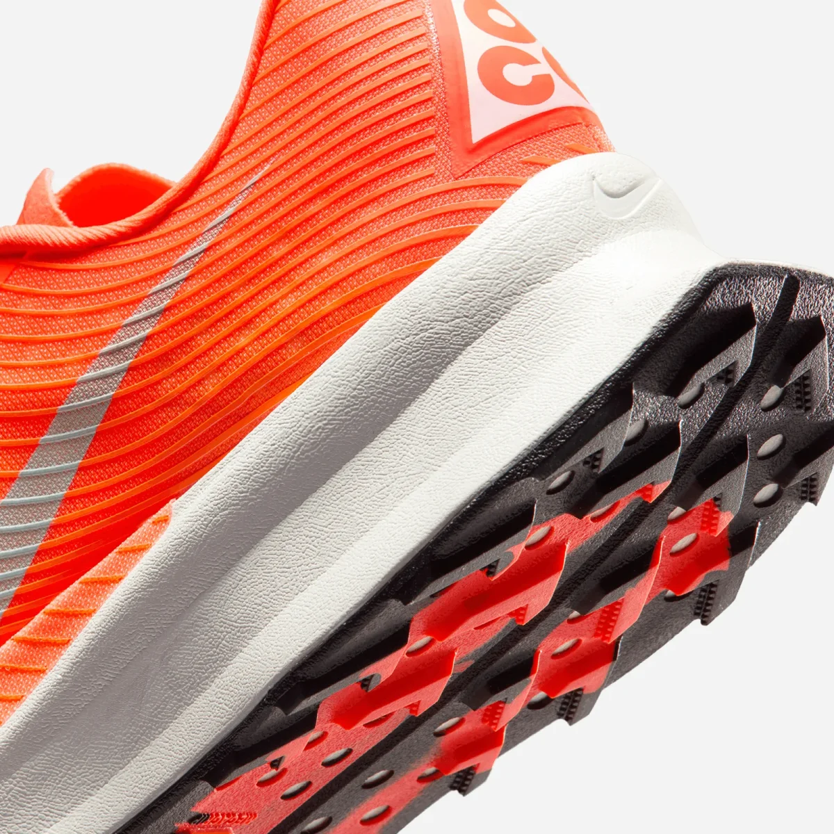 Nike ACG Ultrafly 2 HF5668-801 - Image 9